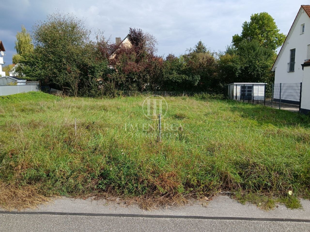 +++ RUHIG in einer Sackgasse - ZWEI Planungsentwürfe liegen bereits vor +++