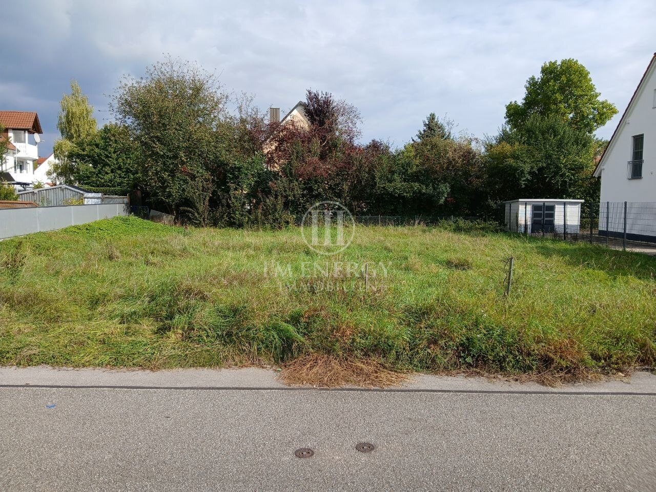 +++ RUHIG in einer Sackgasse - ZWEI Planungsentwürfe liegen bereits vor +++