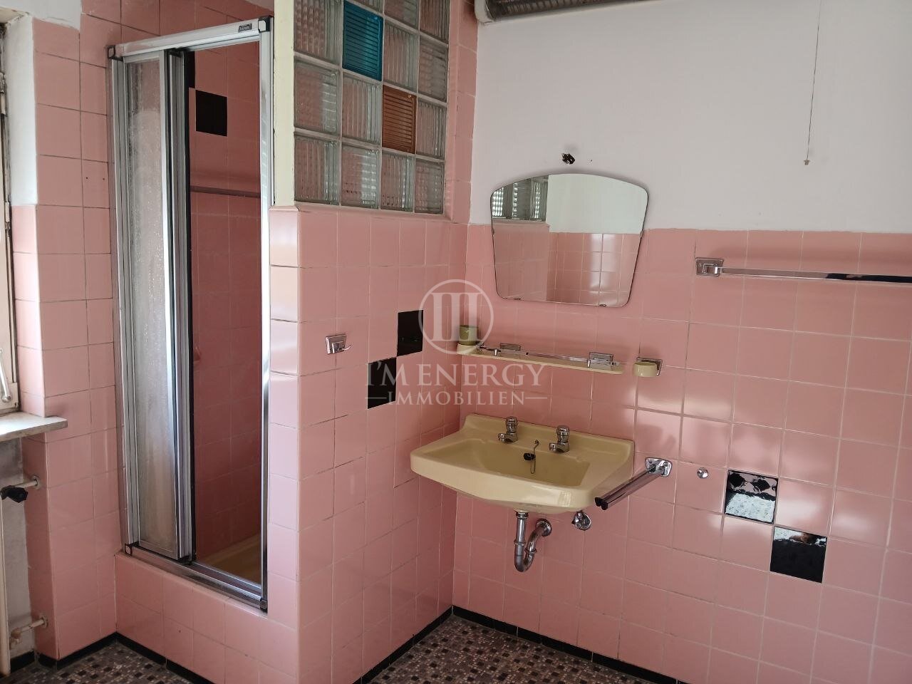 +++ Vielseitiges Anlageobjekt mit Werkstatt-Potenzial - Ideal für Autobastler & Handwerkerkönige +++