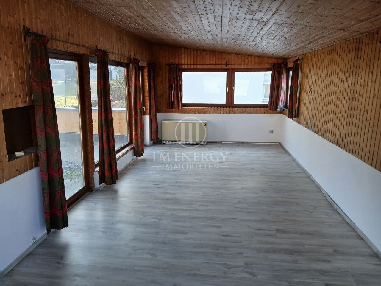 +++ Vielseitiges Anlageobjekt mit Werkstatt-Potenzial - Ideal für Autobastler & Handwerkerkönige +++